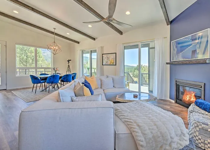 Mtn Views & Gas Fire Pit: Luxe Escape! Dom wakacyjny *