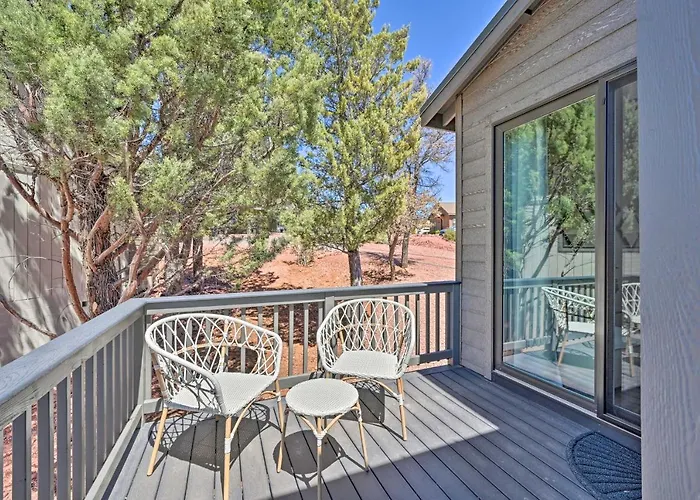 Mtn Views & Gas Fire Pit: Luxe Escape! Pine