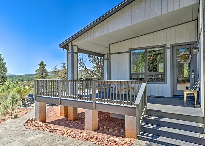Mtn Views & Gas Fire Pit: Luxe Escape! Dom wakacyjny Pine